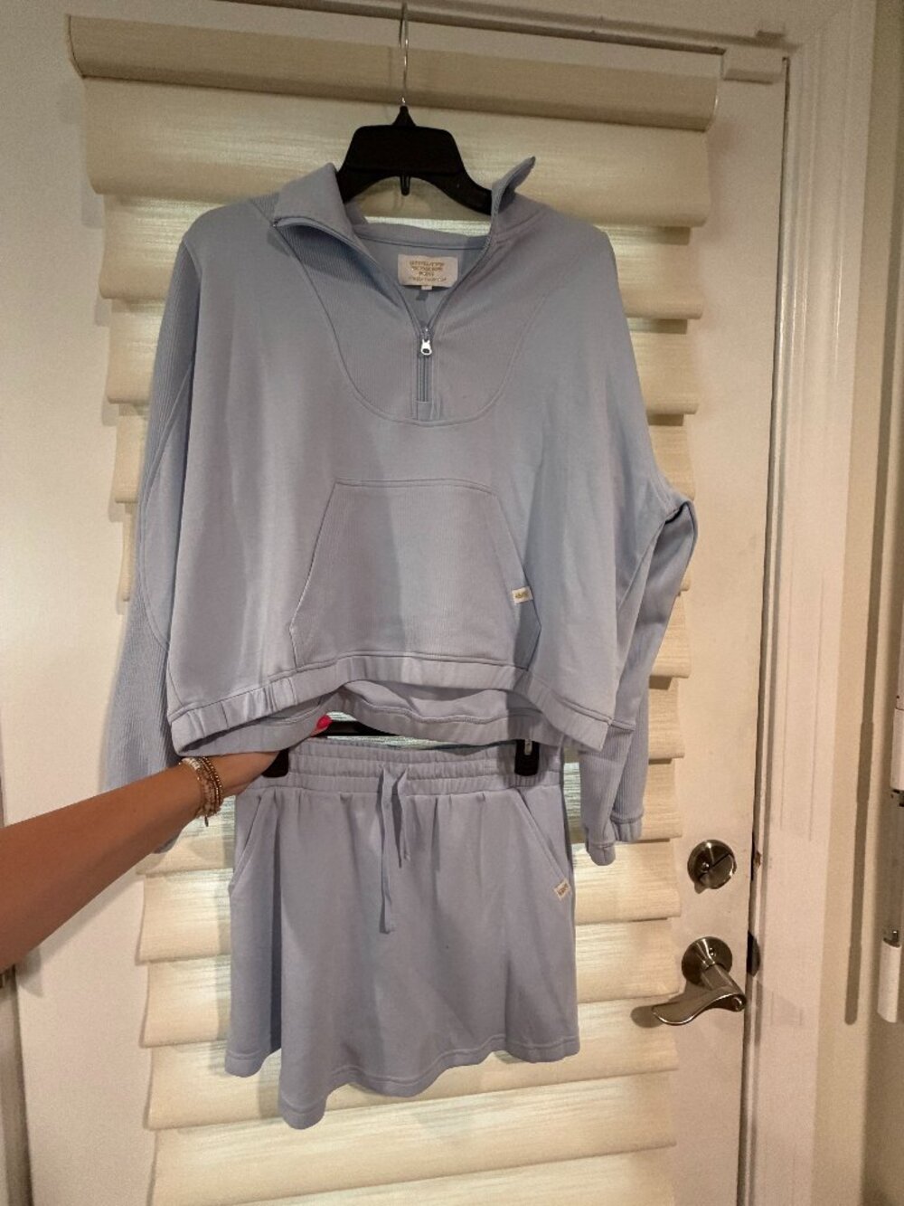 Simply Southern blue activewear set (size M)